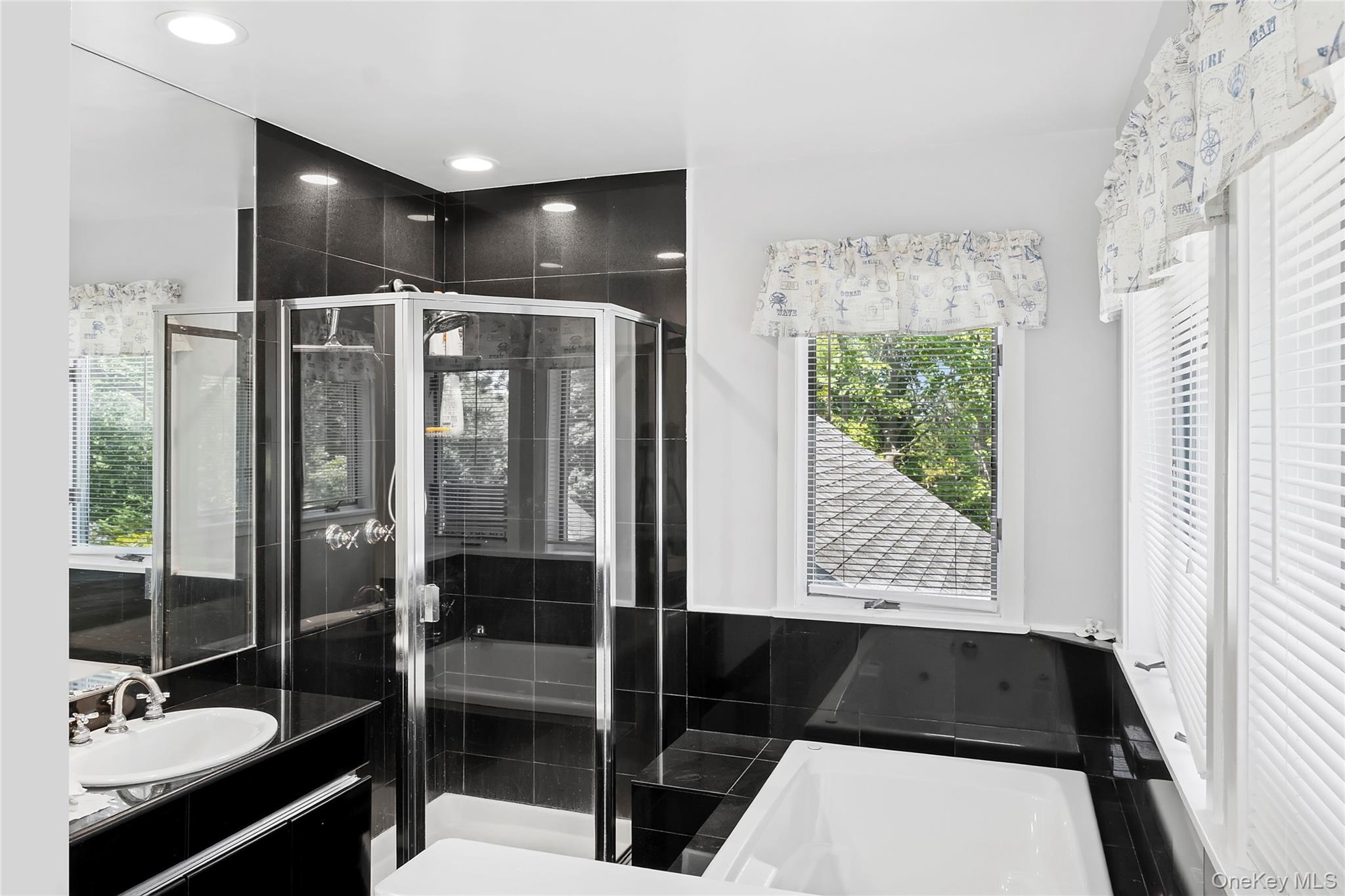 205 Pine Avenue – For Rent photo 22