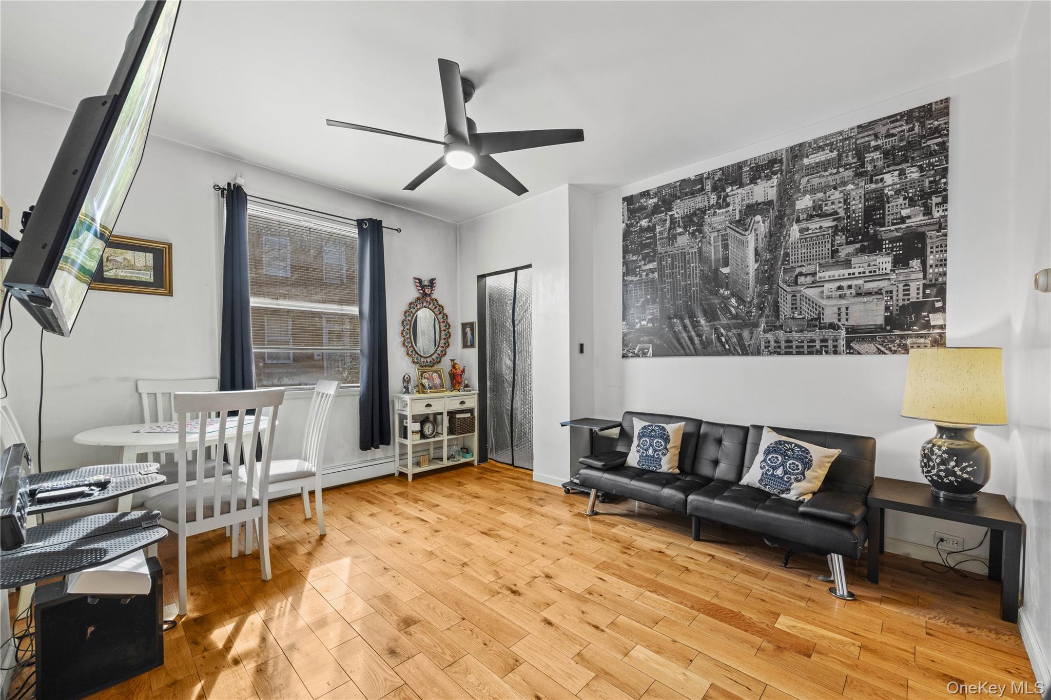 37 Moquette Row S – For Sale photo 8