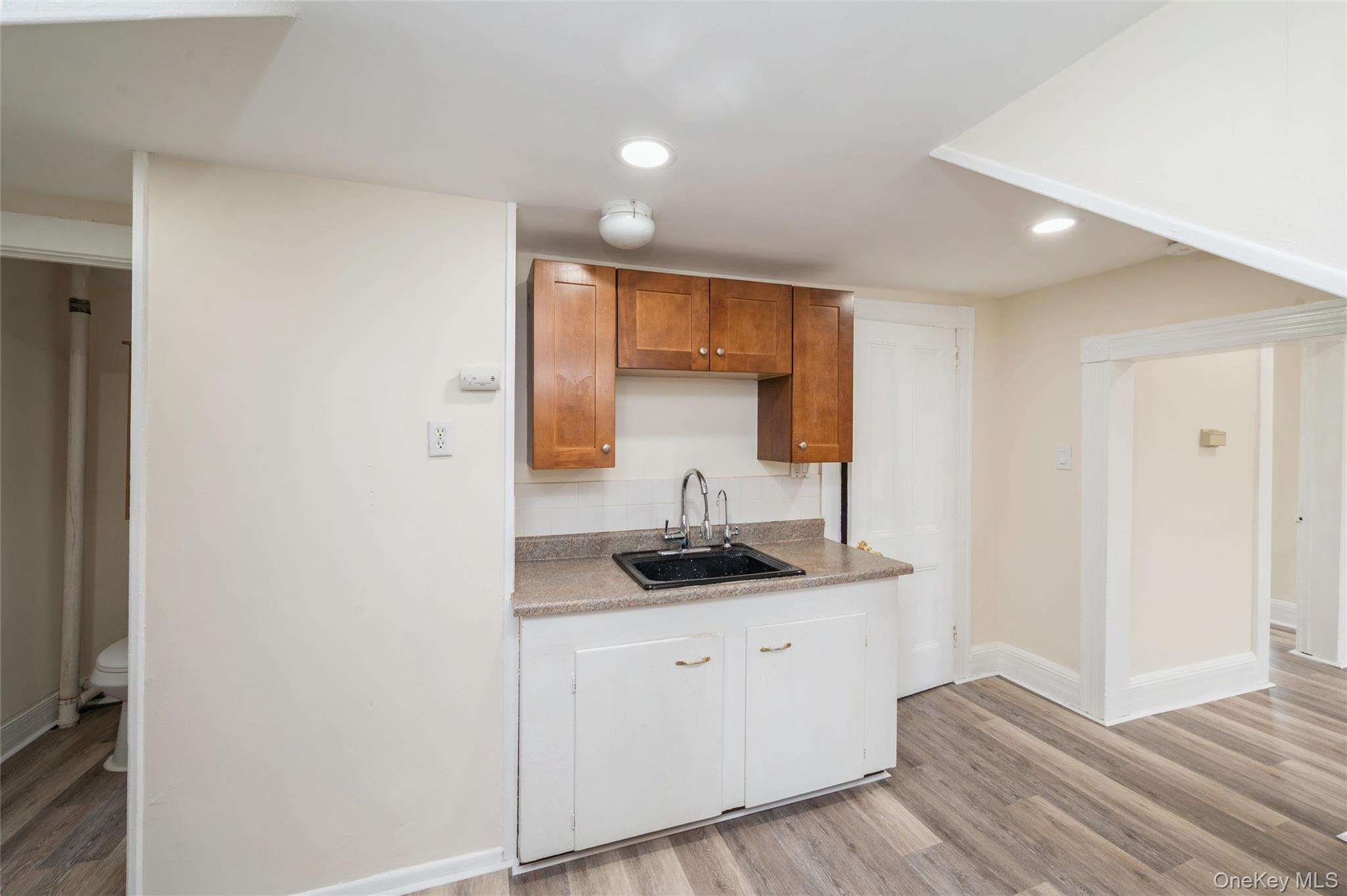 36 Tyler Avenue – For Rent photo 8