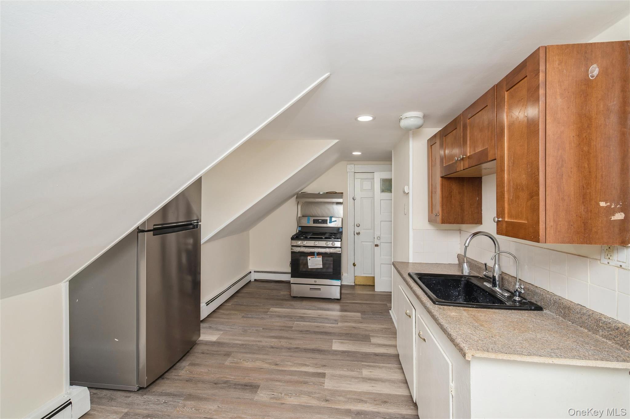 36 Tyler Avenue – For Rent photo 6