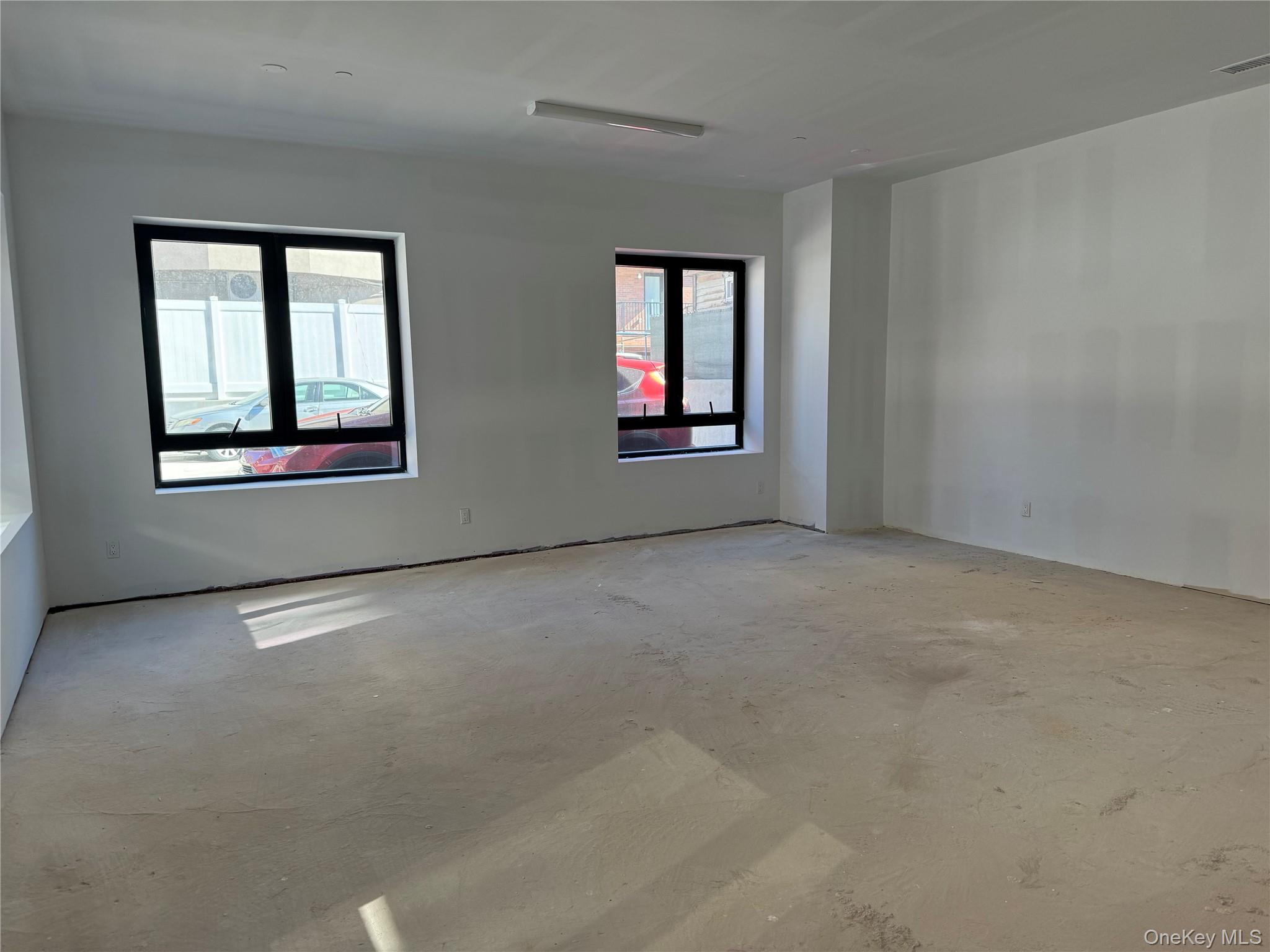 73-02 Woodside Avenue, Unit CF1 photo 5