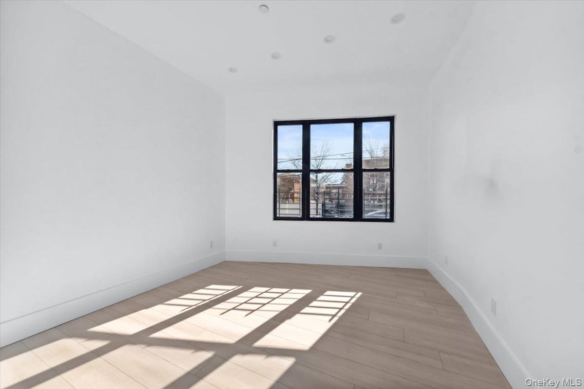 953 Tilden Street – For Sale photo 9