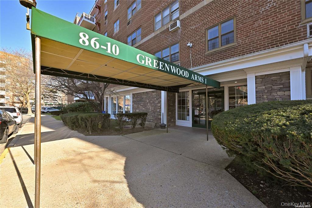 8610 151st Avenue, Unit 4C