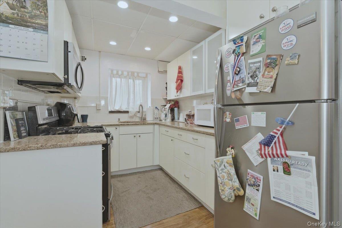 222 Smith Street, Unit 2E photo 8