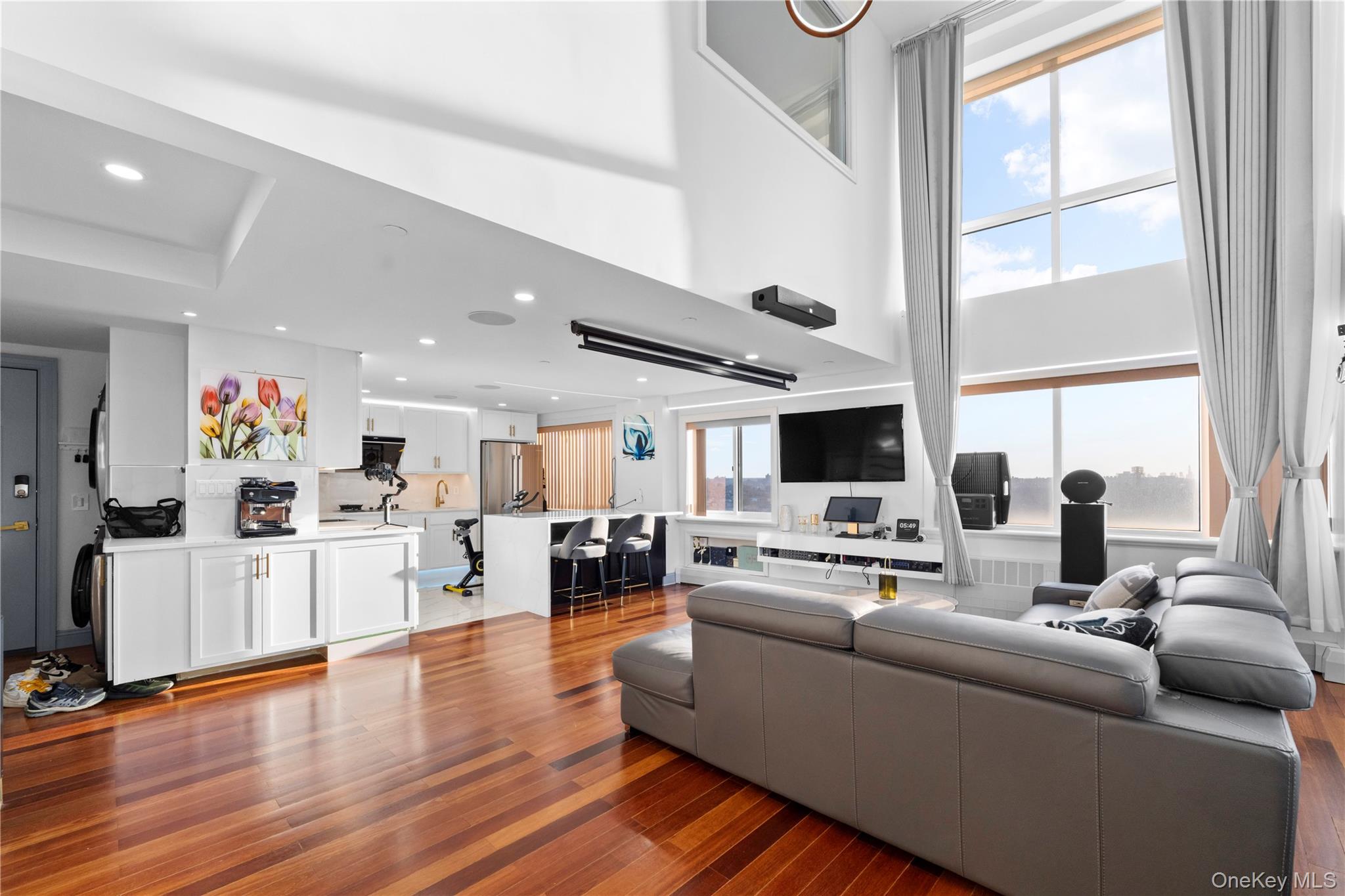 43-18 Main Street, Unit 12/14A