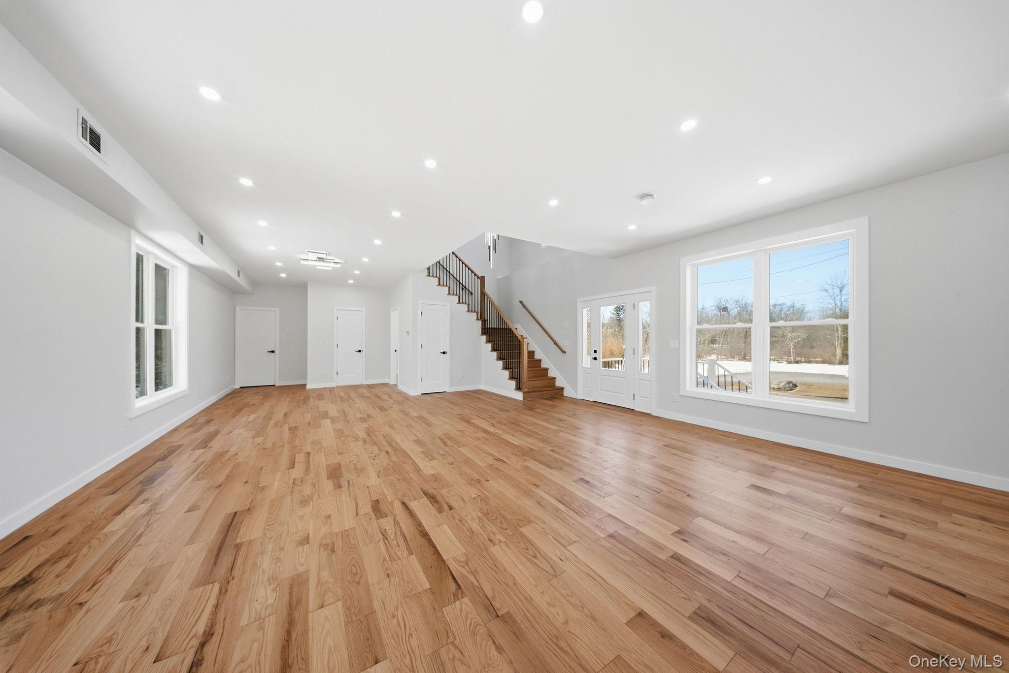 6 Maple Avenue – For Sale photo 16
