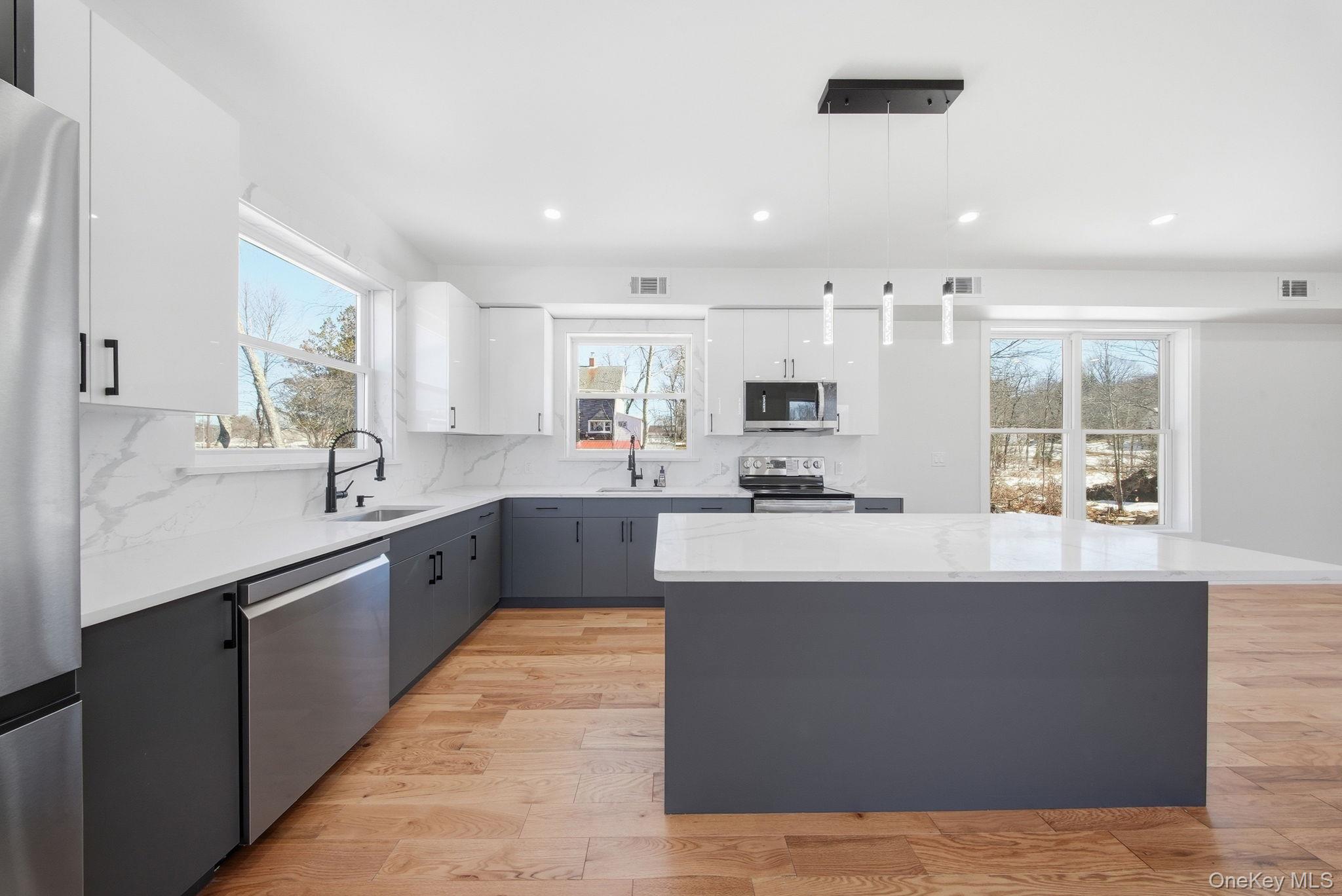 6 Maple Avenue – For Sale photo 10
