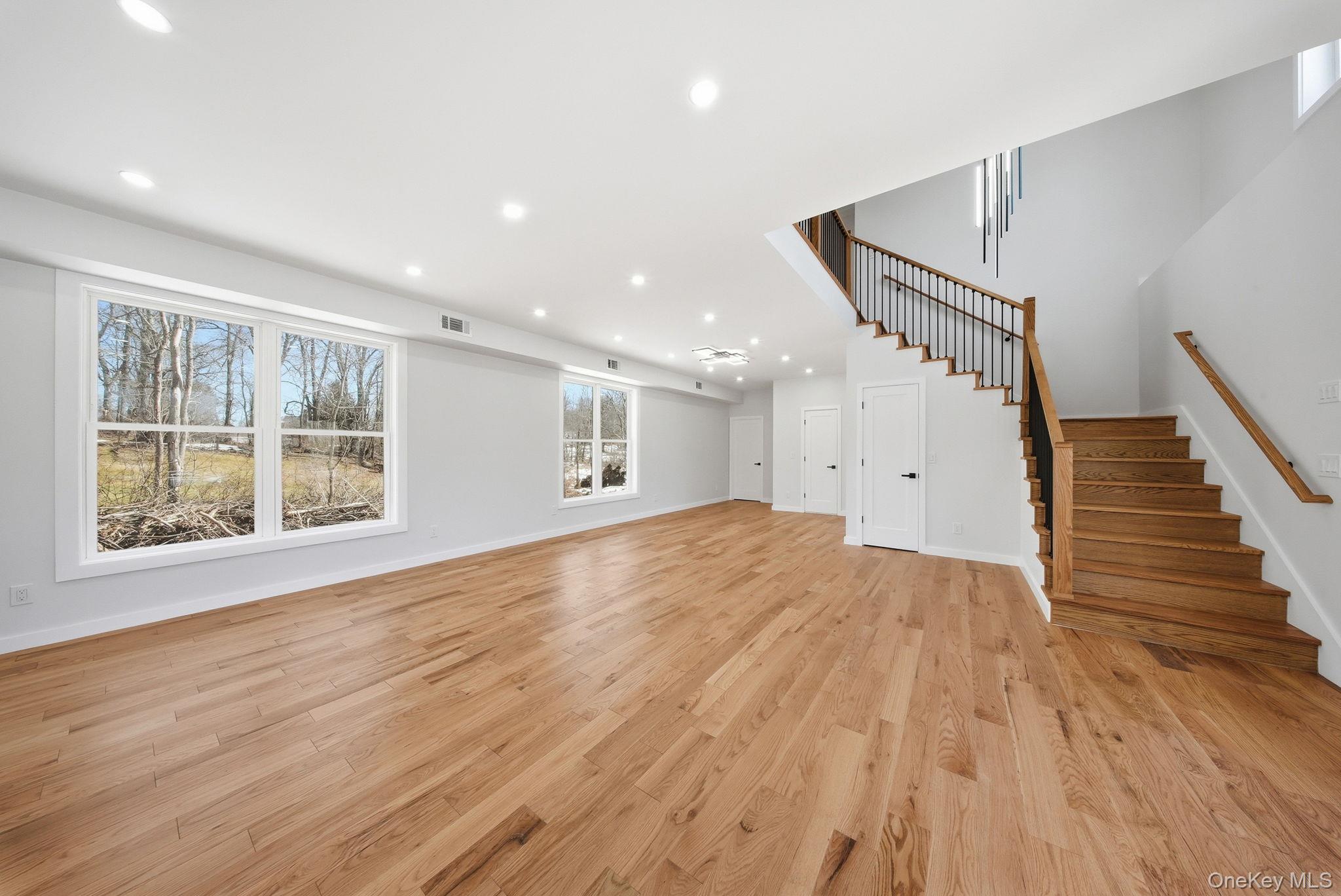 6 Maple Avenue – For Sale photo 14