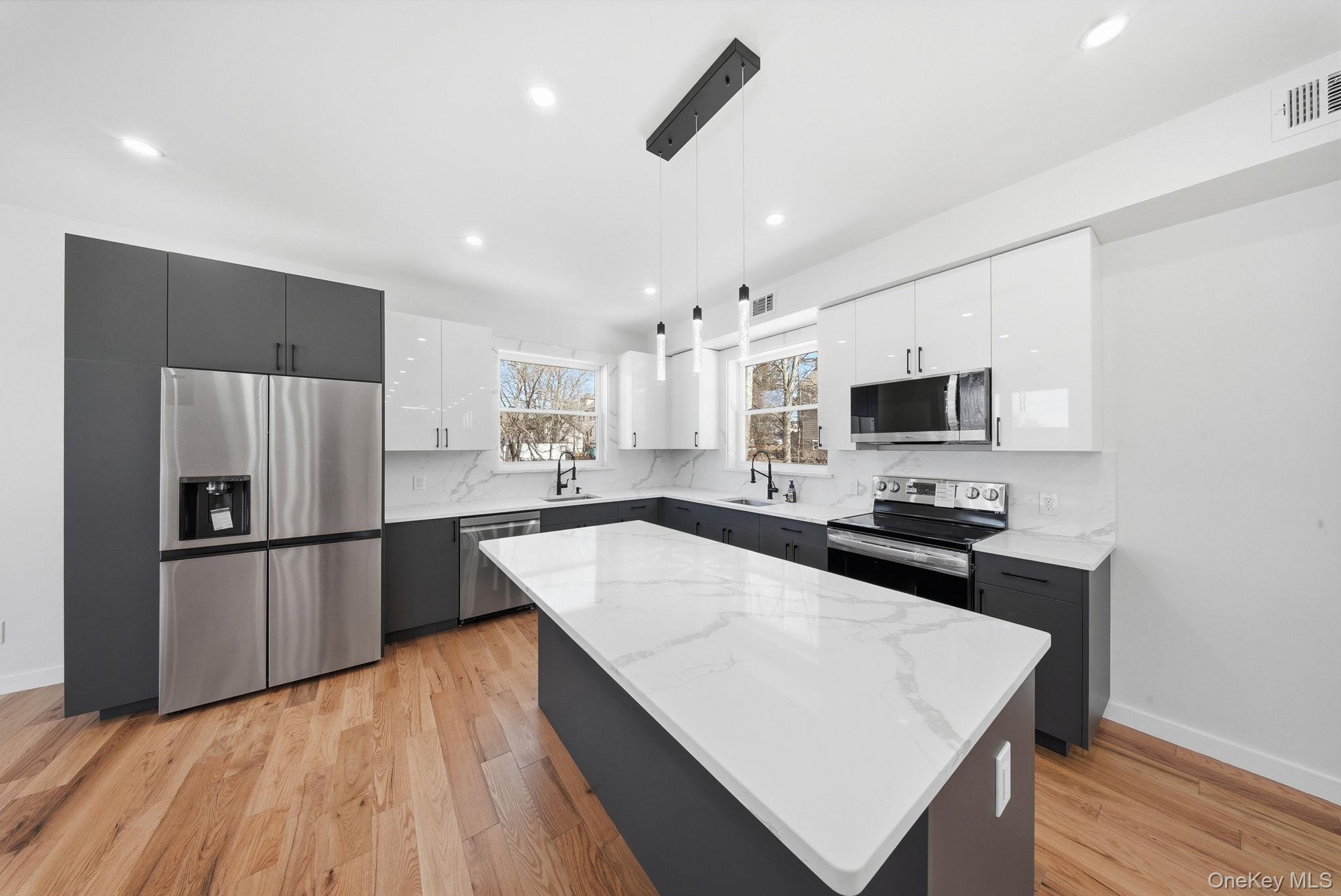 6 Maple Avenue – For Sale photo 5