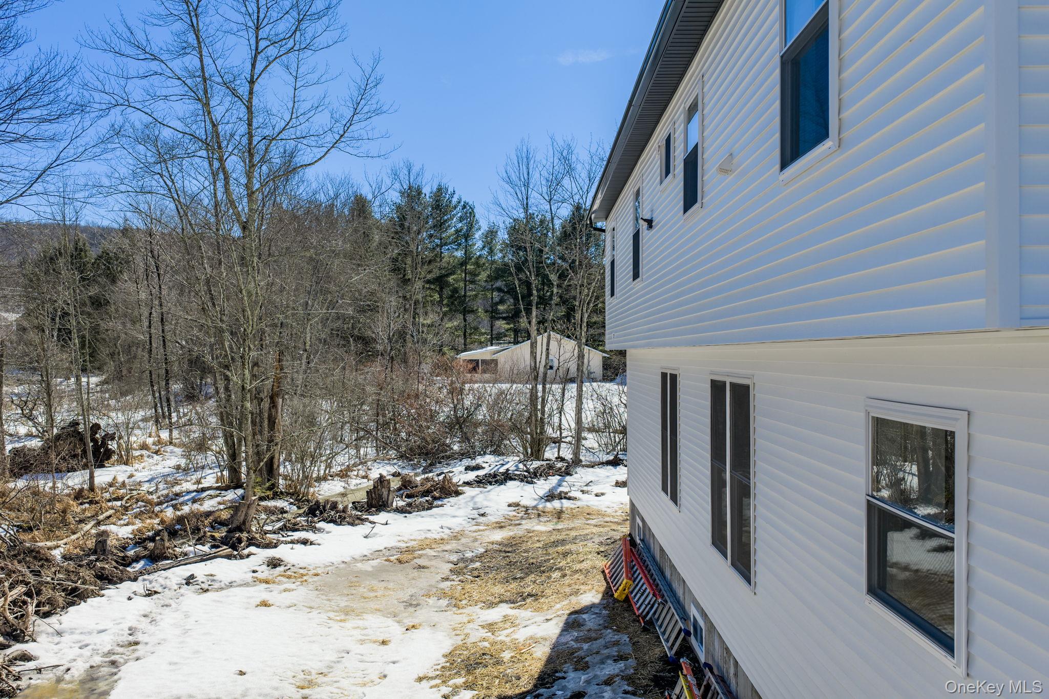 6 Maple Avenue – For Sale photo 40