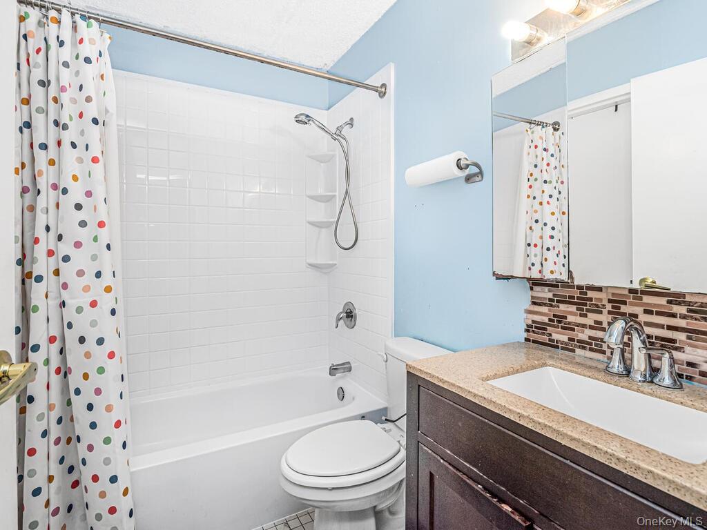210 Sunset Boulevard – For Sale photo 15