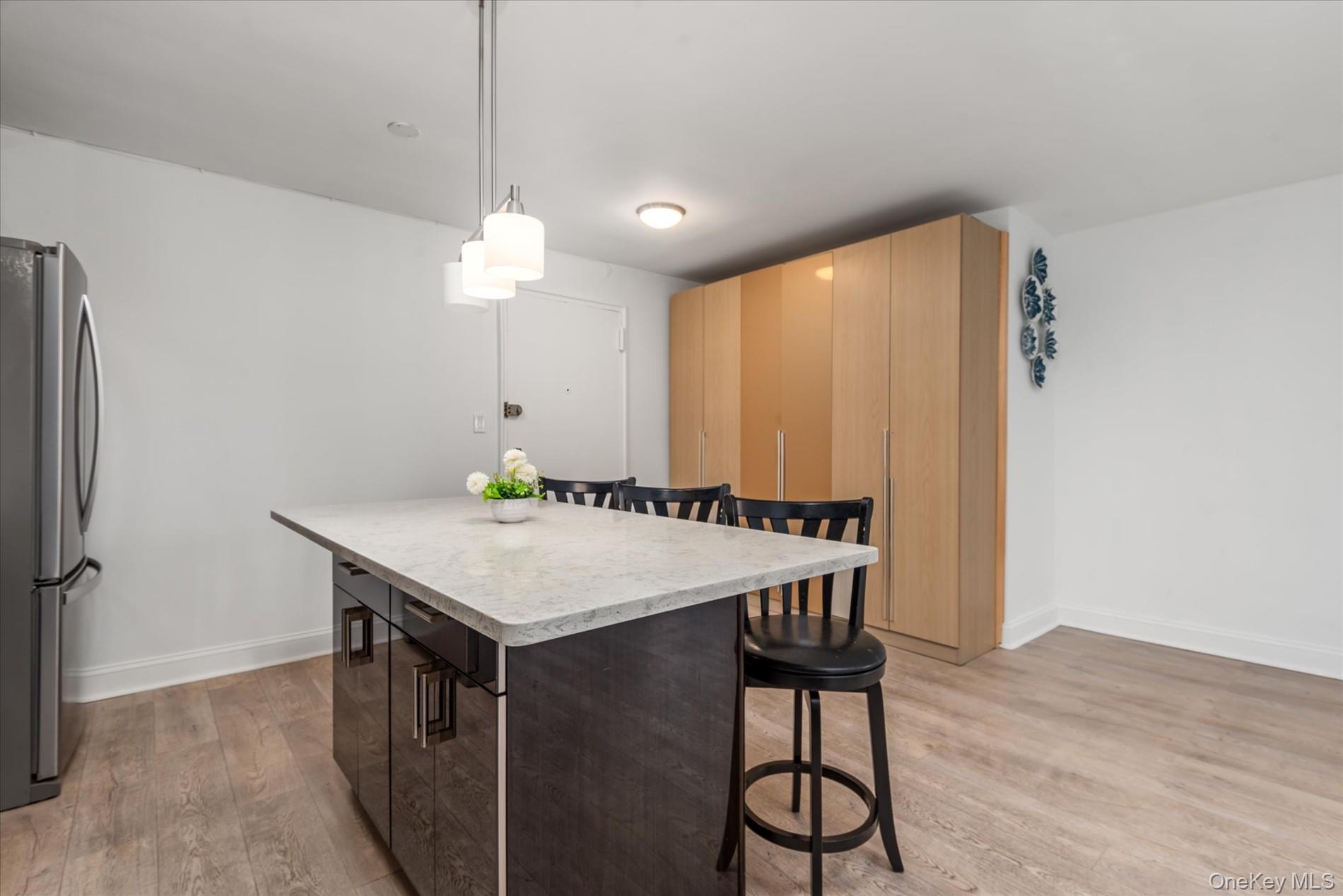 6011 Broadway, Unit 5E photo 3