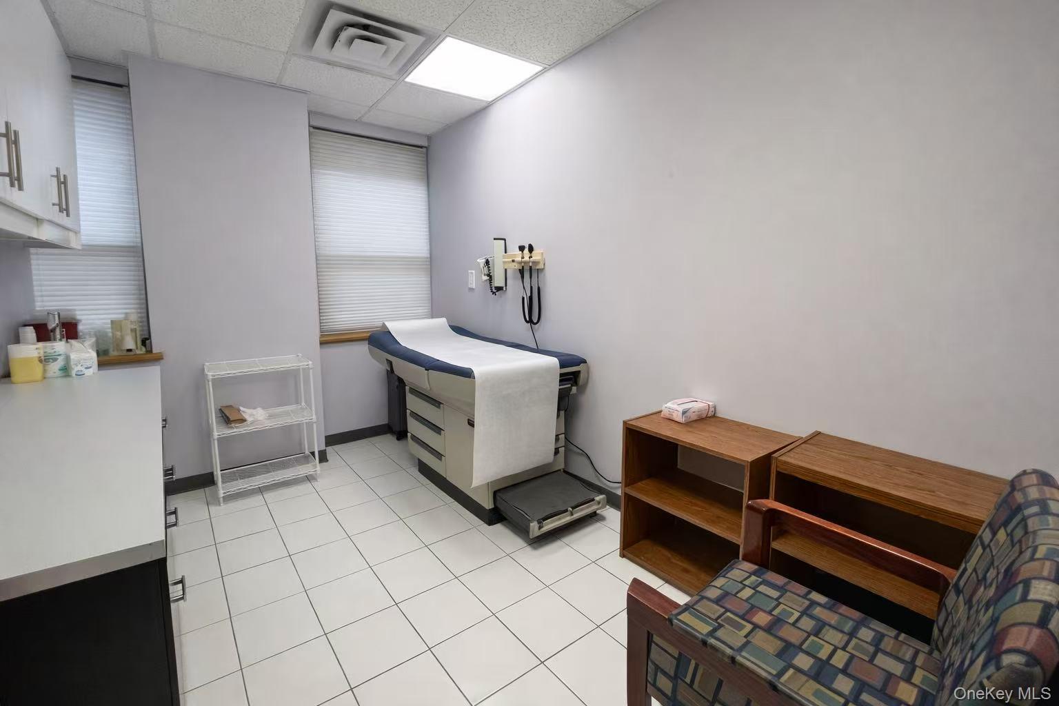 128 Mott Street, Unit 301 photo 4