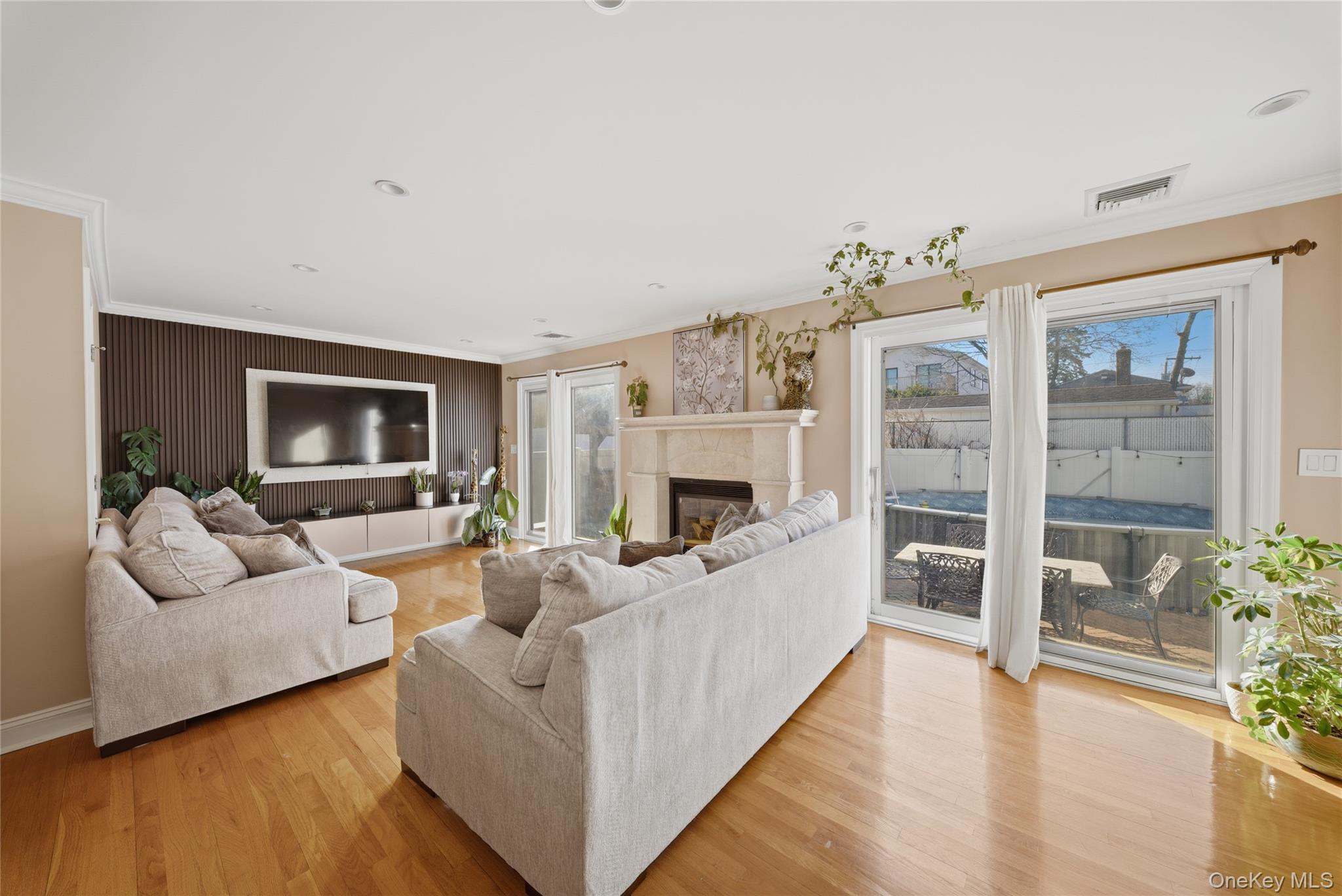 141-16 11th Avenue – For Sale photo 11