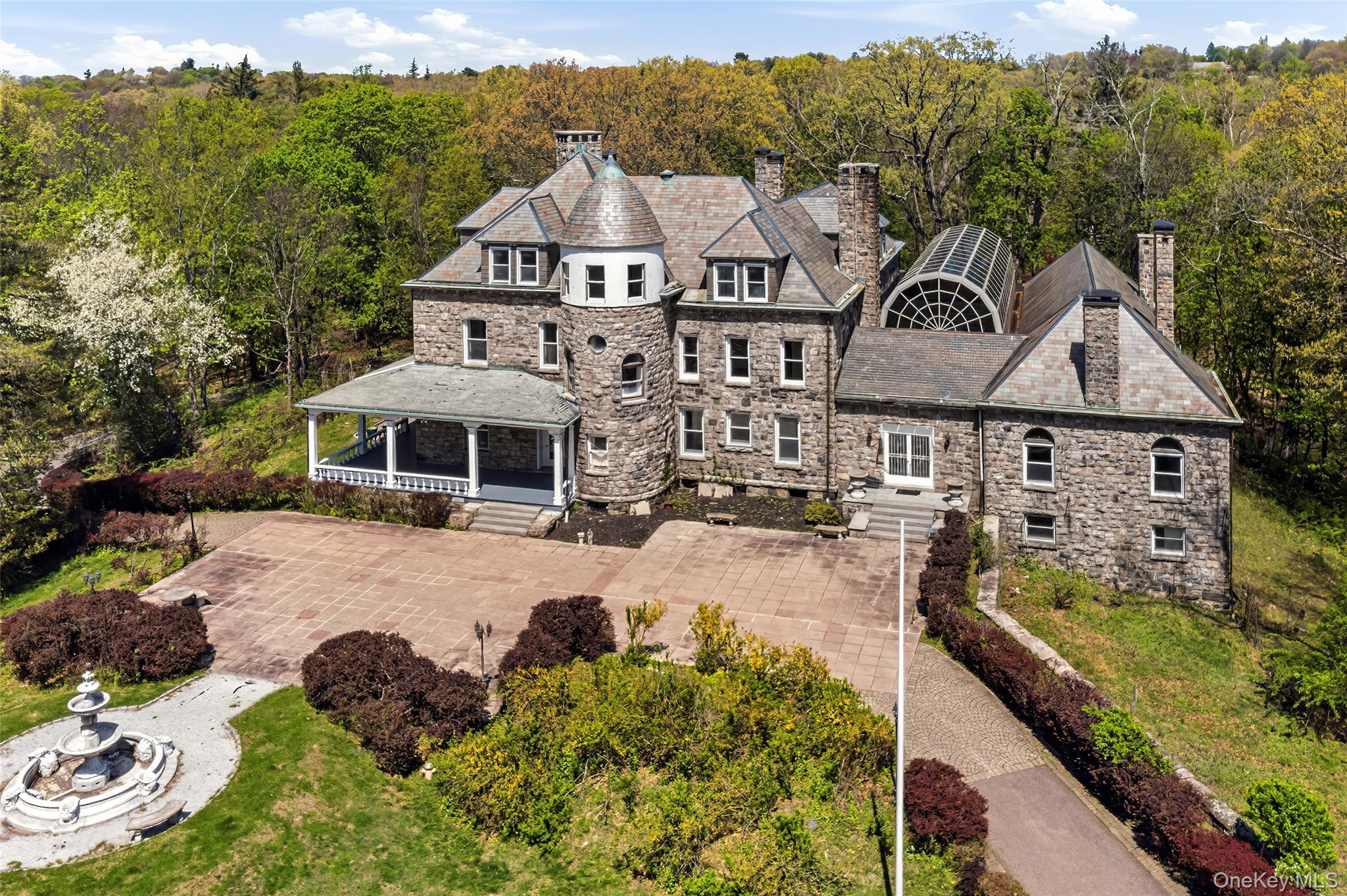 139 Scarborough Road – For Sale