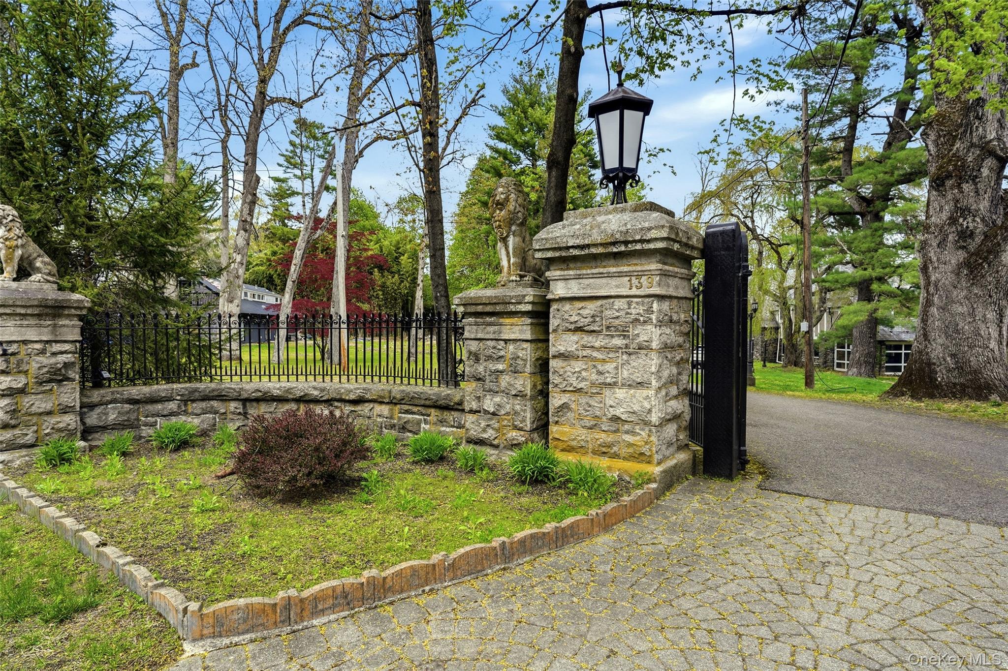 139 Scarborough Road – For Sale photo 36