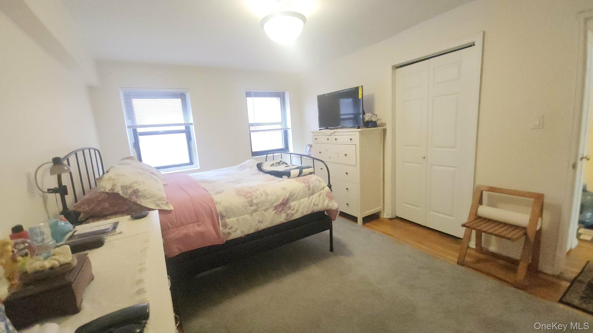118-60 Metropolitan Avenue, Unit 3E photo 8