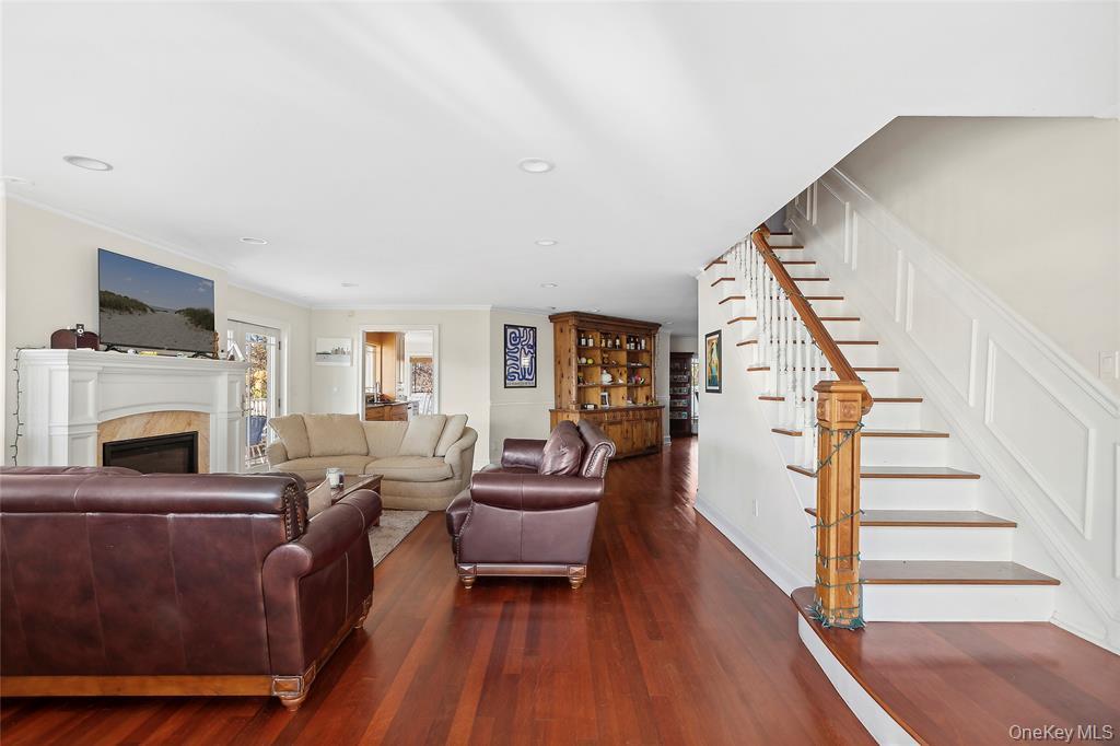 4 Quebec Road – For Sale photo 3