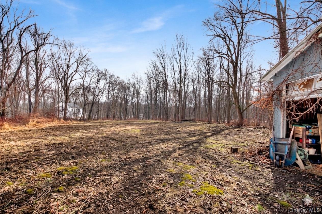 17 Last Road – For Sale photo 4