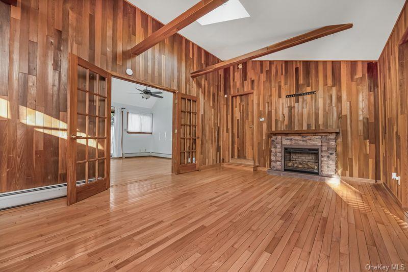 356 Oakleigh Avenue, Unit 17 photo 9