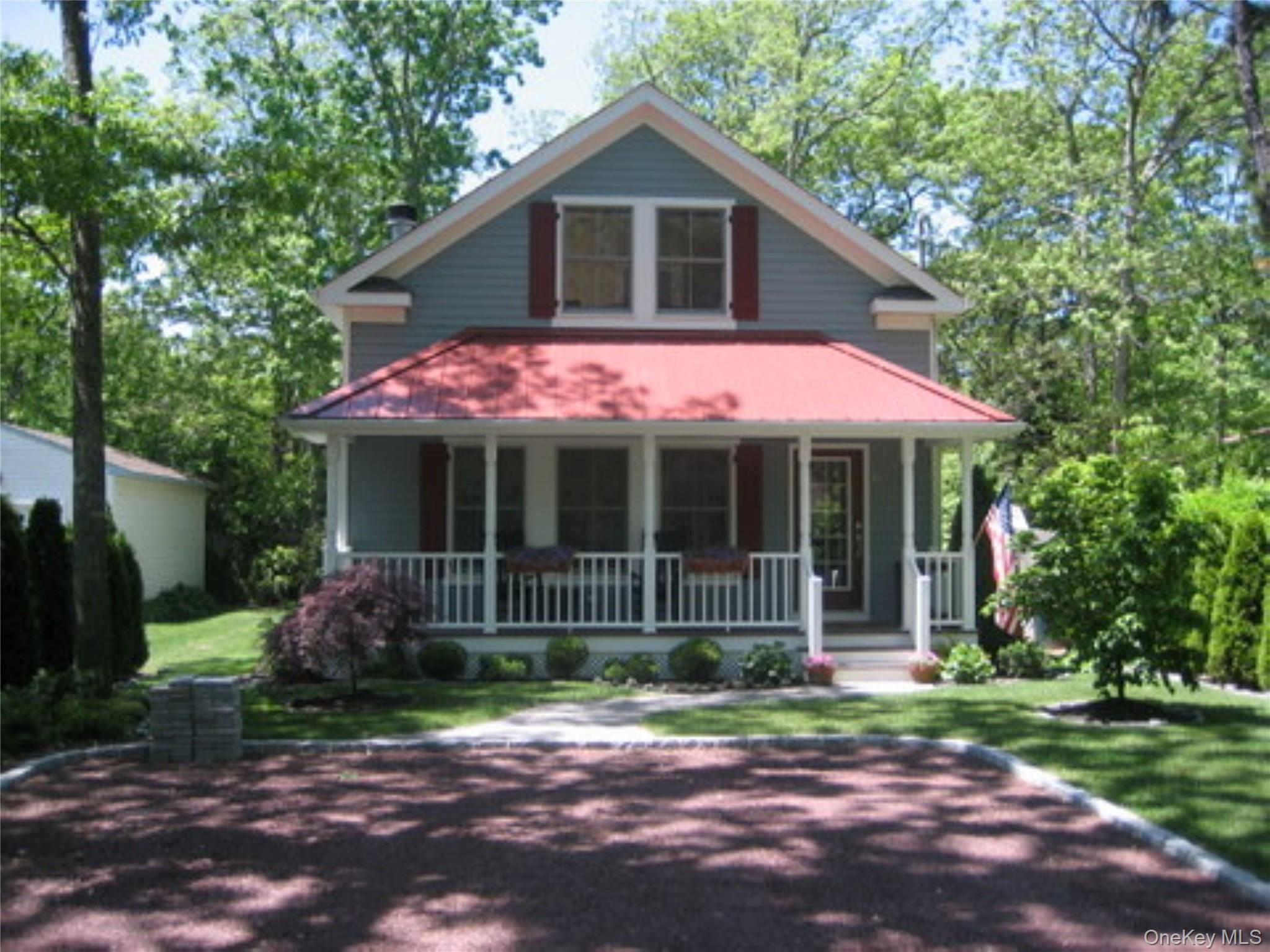 38 Baycrest Avenue – For Rent photo 2