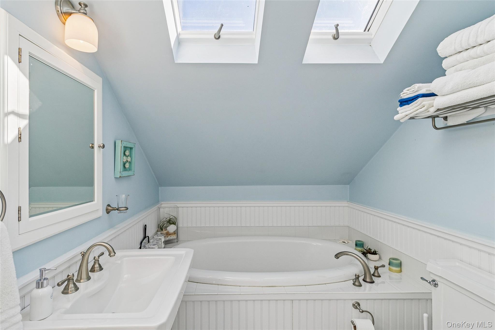 38 Baycrest Avenue – For Rent photo 16
