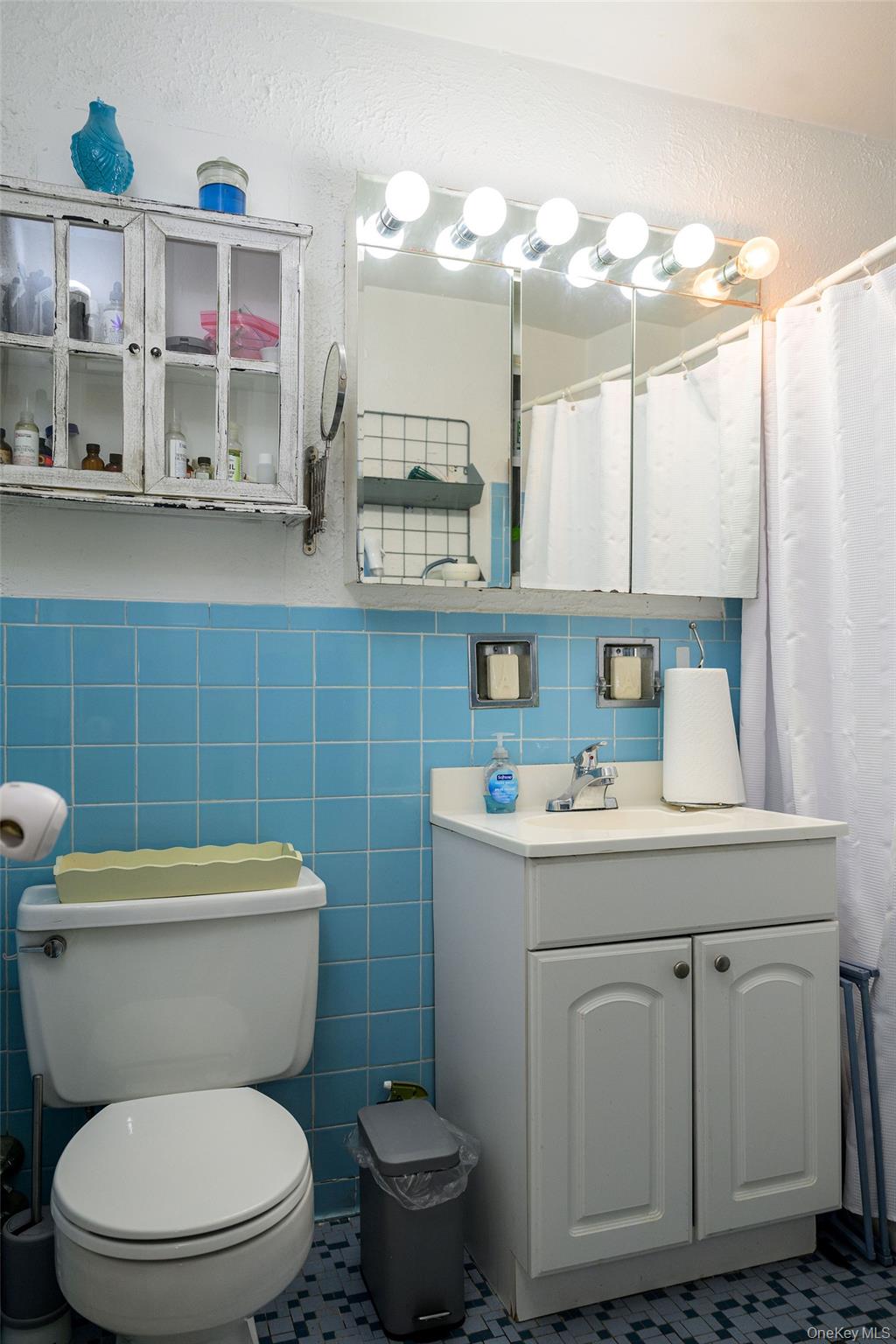 155 Charter Circle, Unit 155 photo 12