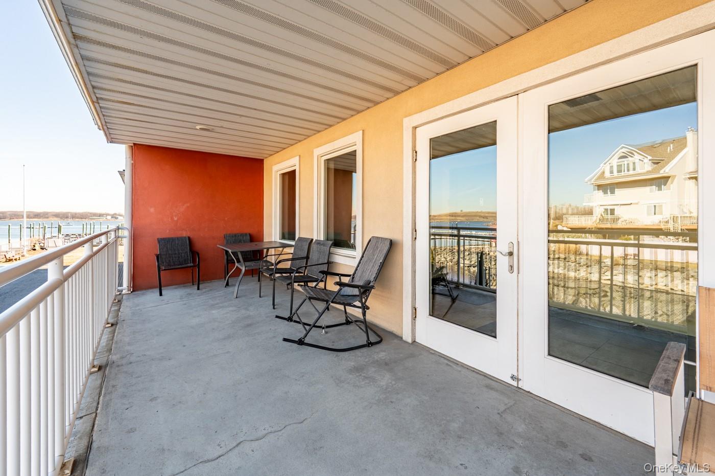 1490 Outlook Avenue, Unit 1G photo 22