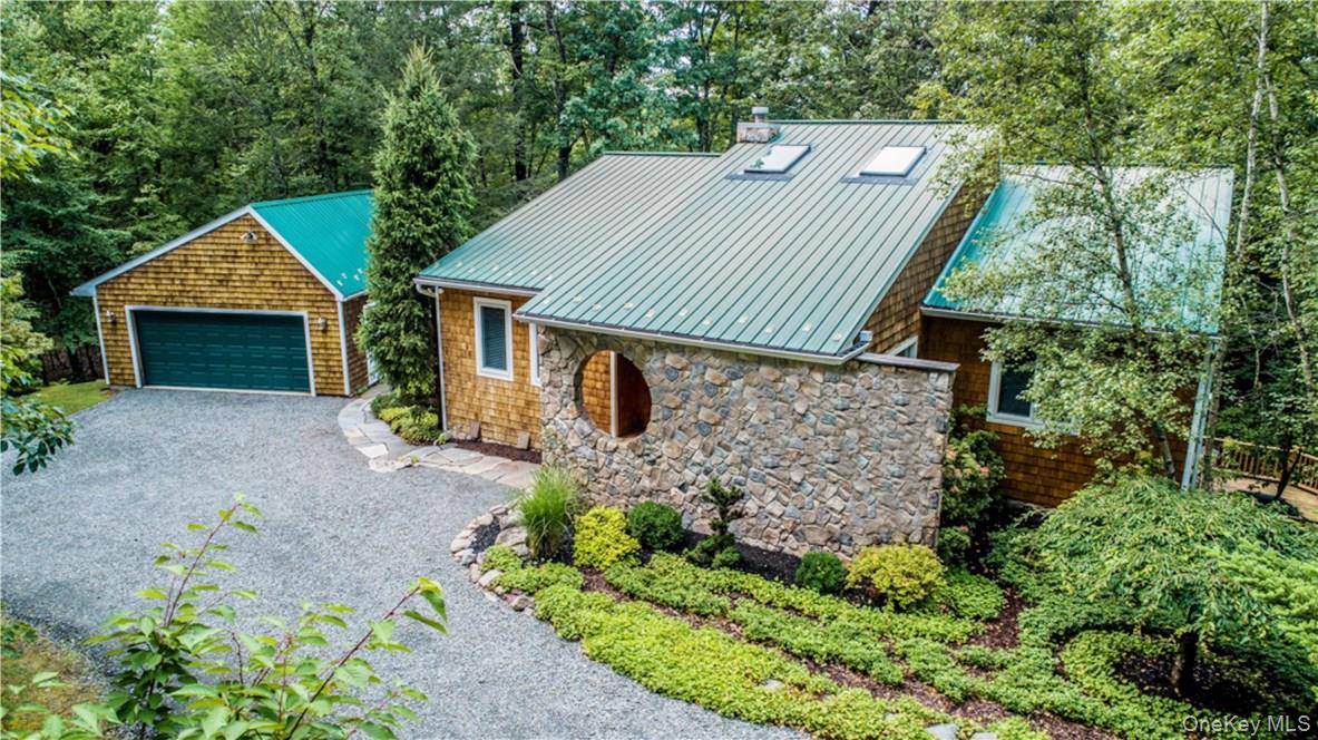 21 Marko Drive – For Sale