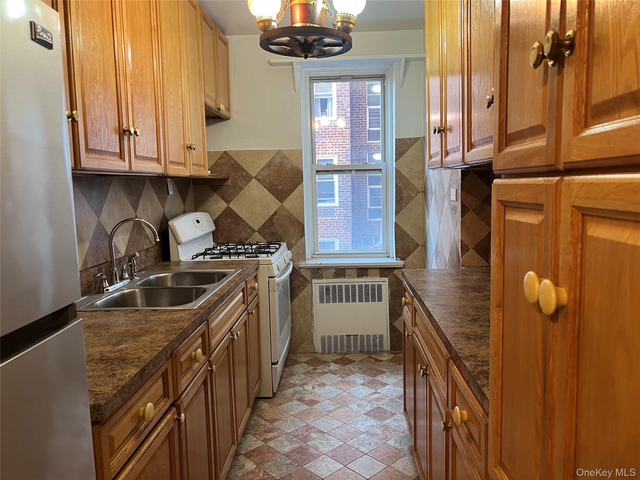 39-20 52nd Avenue, Unit 2G photo 7