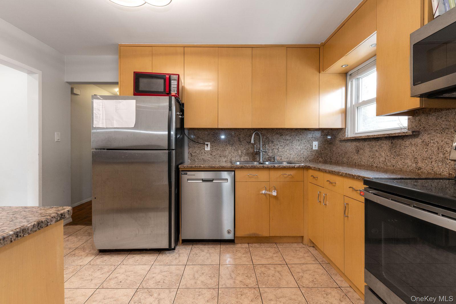 409 barnard Avenue – For Sale photo 9
