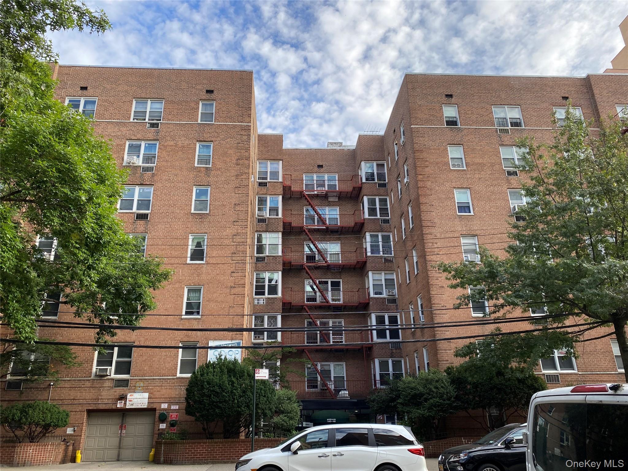 14340 41st Avenue, Unit 6F photo 2