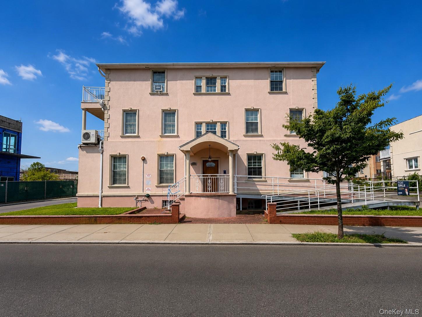 4300 Atlantic Avenue, Unit P8