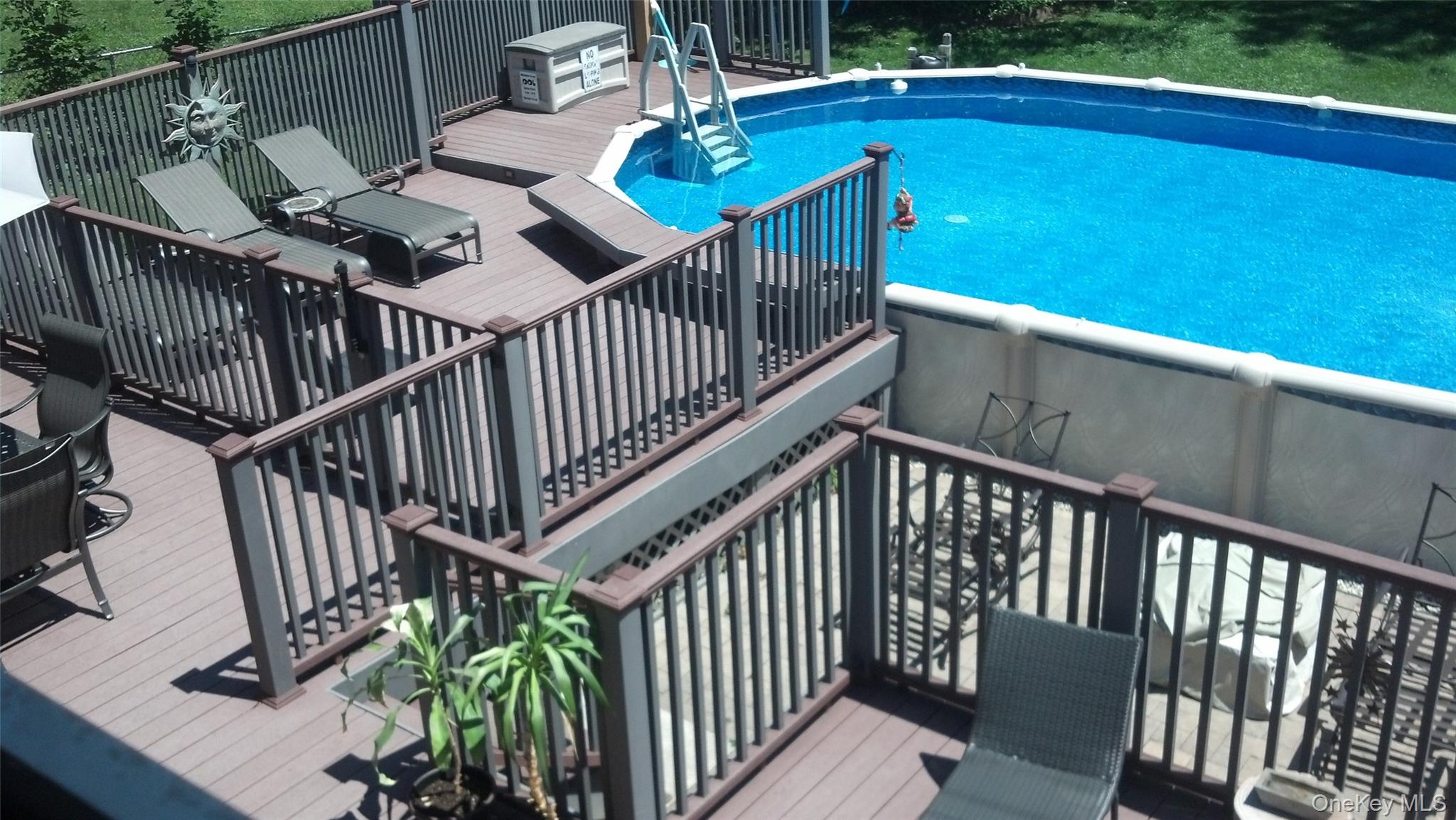11 Merriewold Lane N – For Sale photo 41