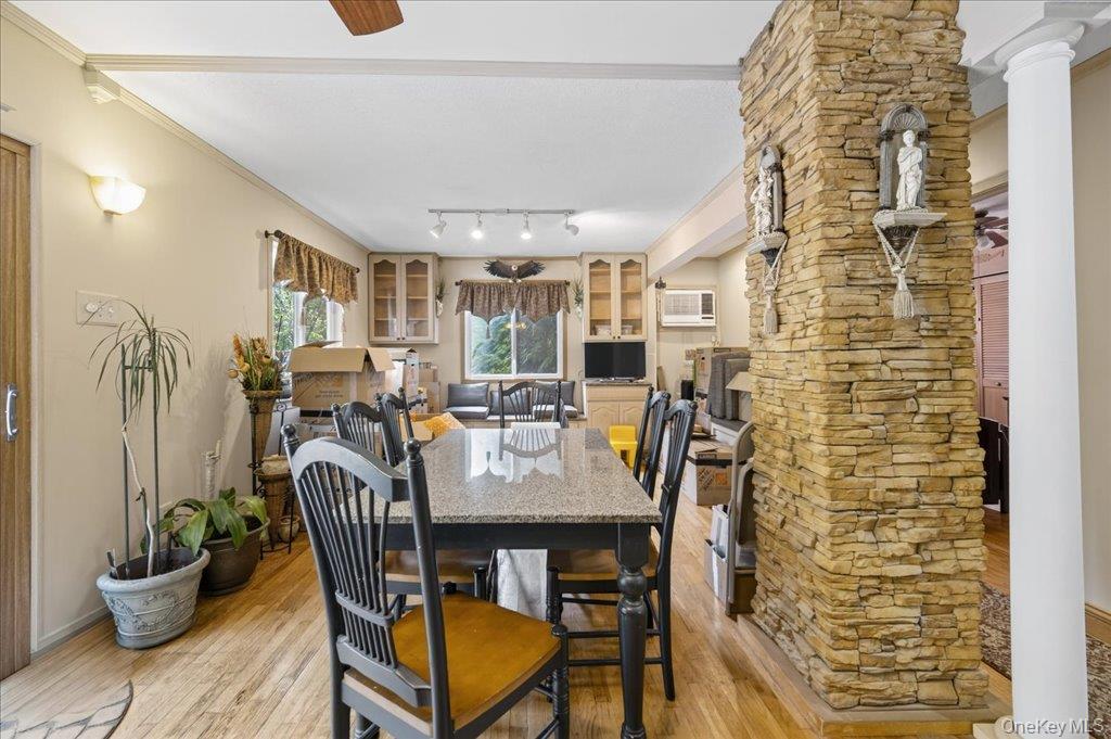 11 Merriewold Lane N – For Sale photo 19