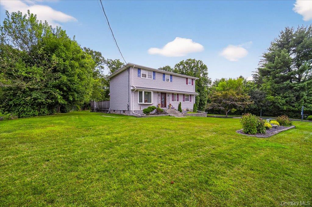 11 Merriewold Lane N – For Sale photo 4