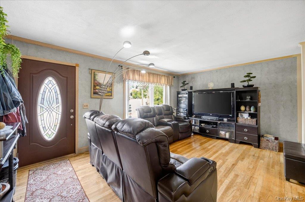 11 Merriewold Lane N – For Sale photo 6