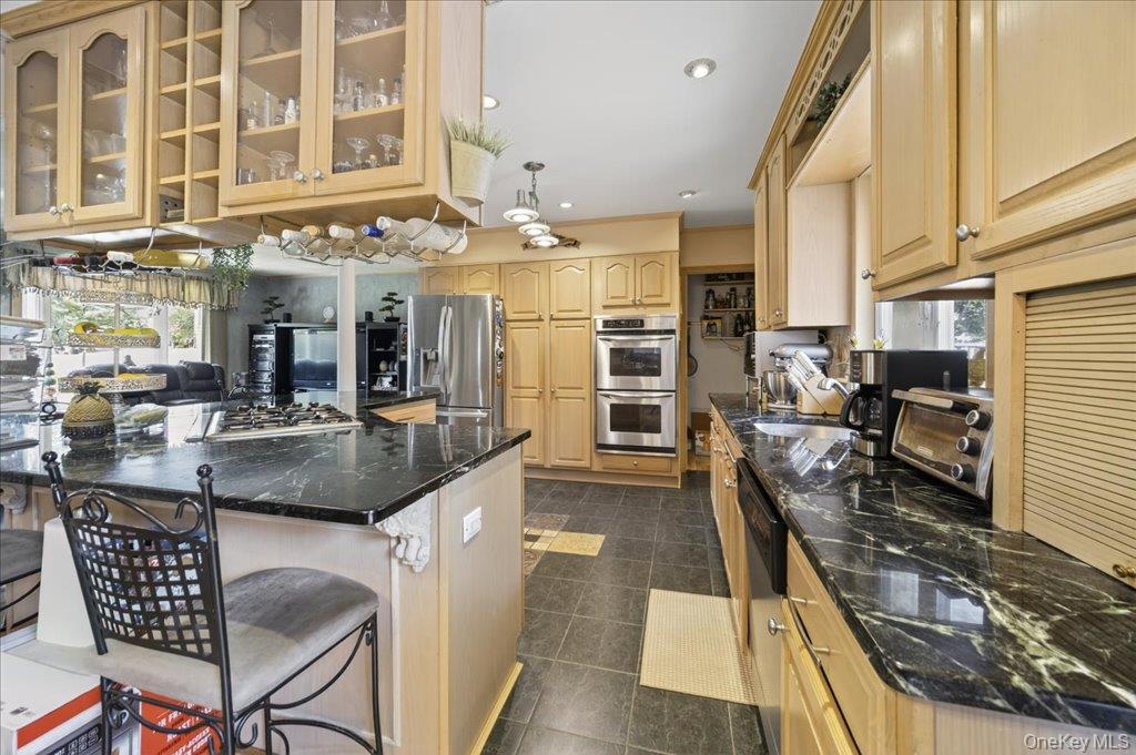 11 Merriewold Lane N – For Sale photo 16