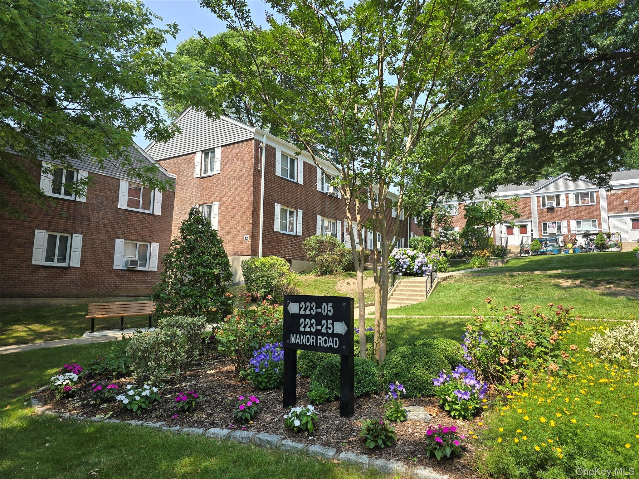 22305 Manor Road, Unit 226 photo 7