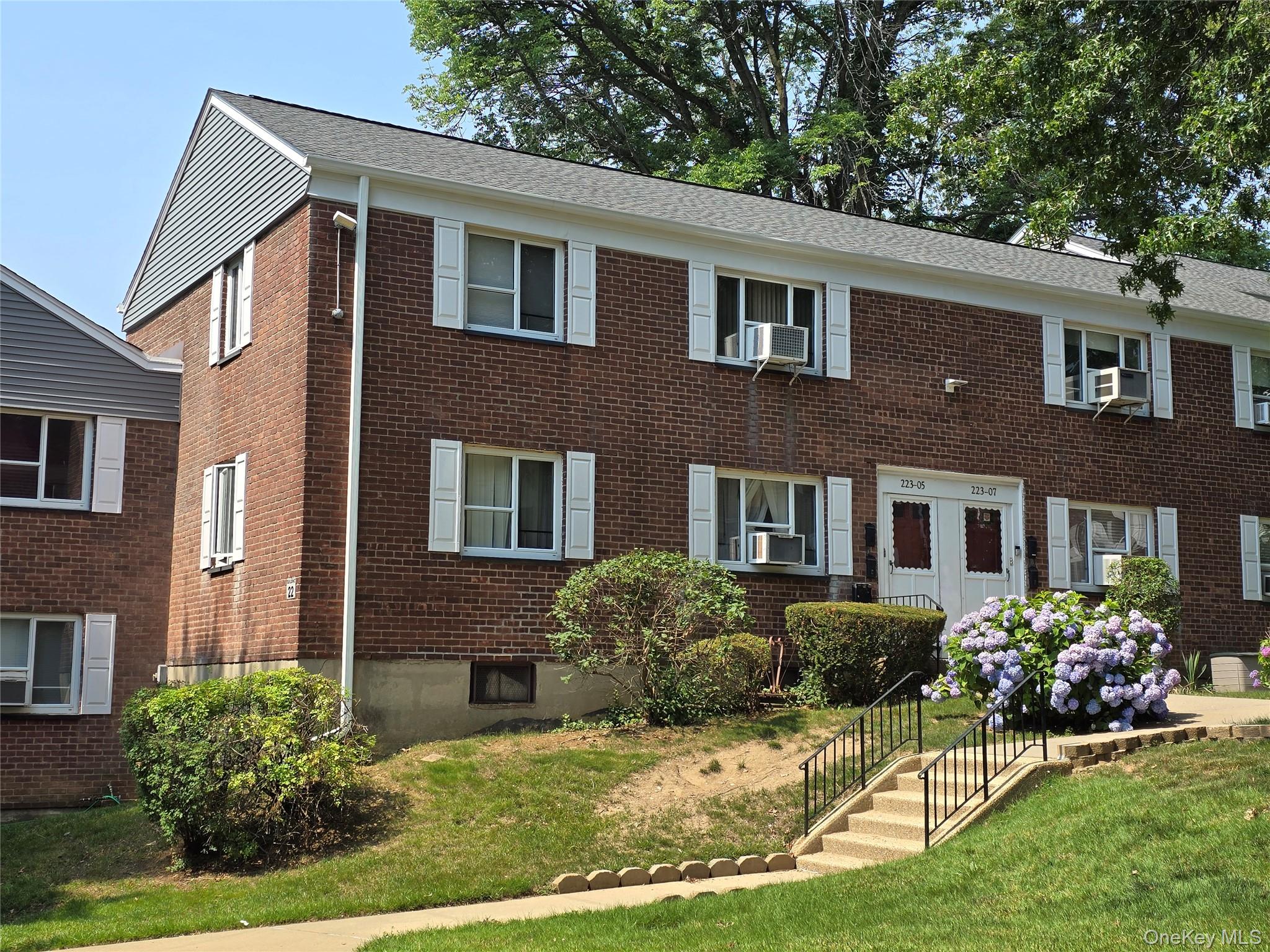 22305 Manor Road, Unit 226 photo 3