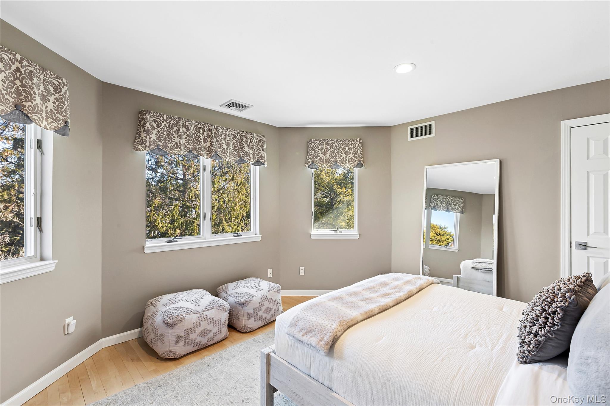 4 Polo Grounds Lane – For Sale photo 8