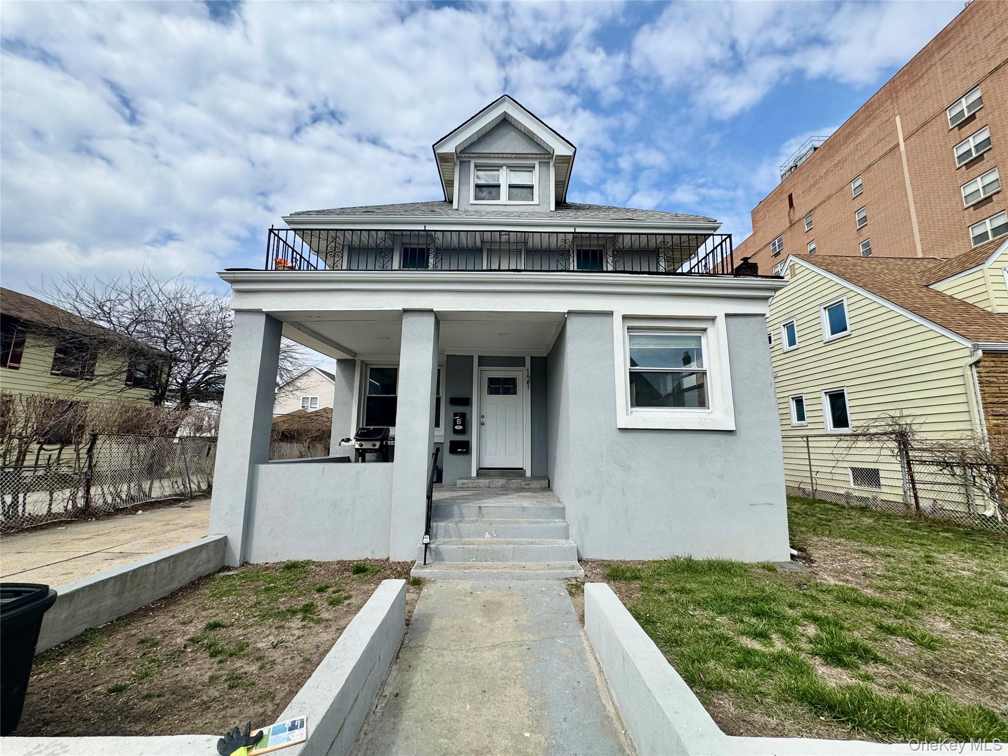 121 W Chester Street – For Sale