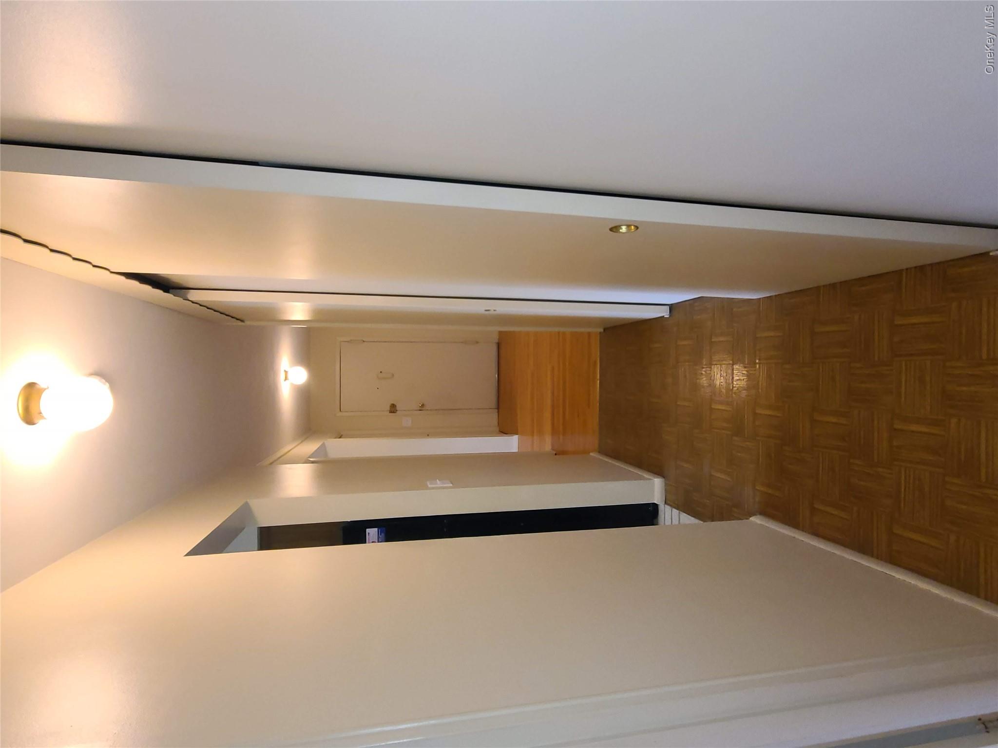 10 Oakwood Terrace, Unit 87 photo 6