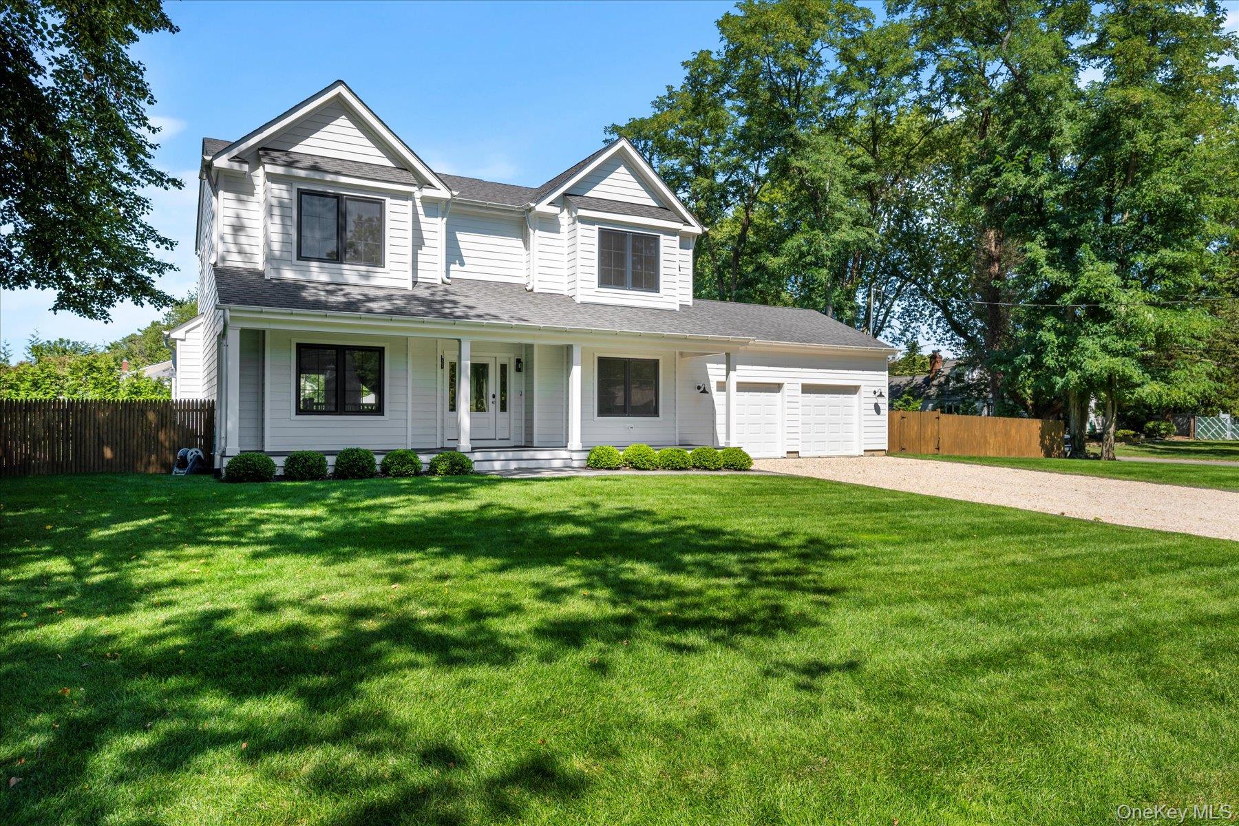 660 Sutton Place – For Sale photo 34