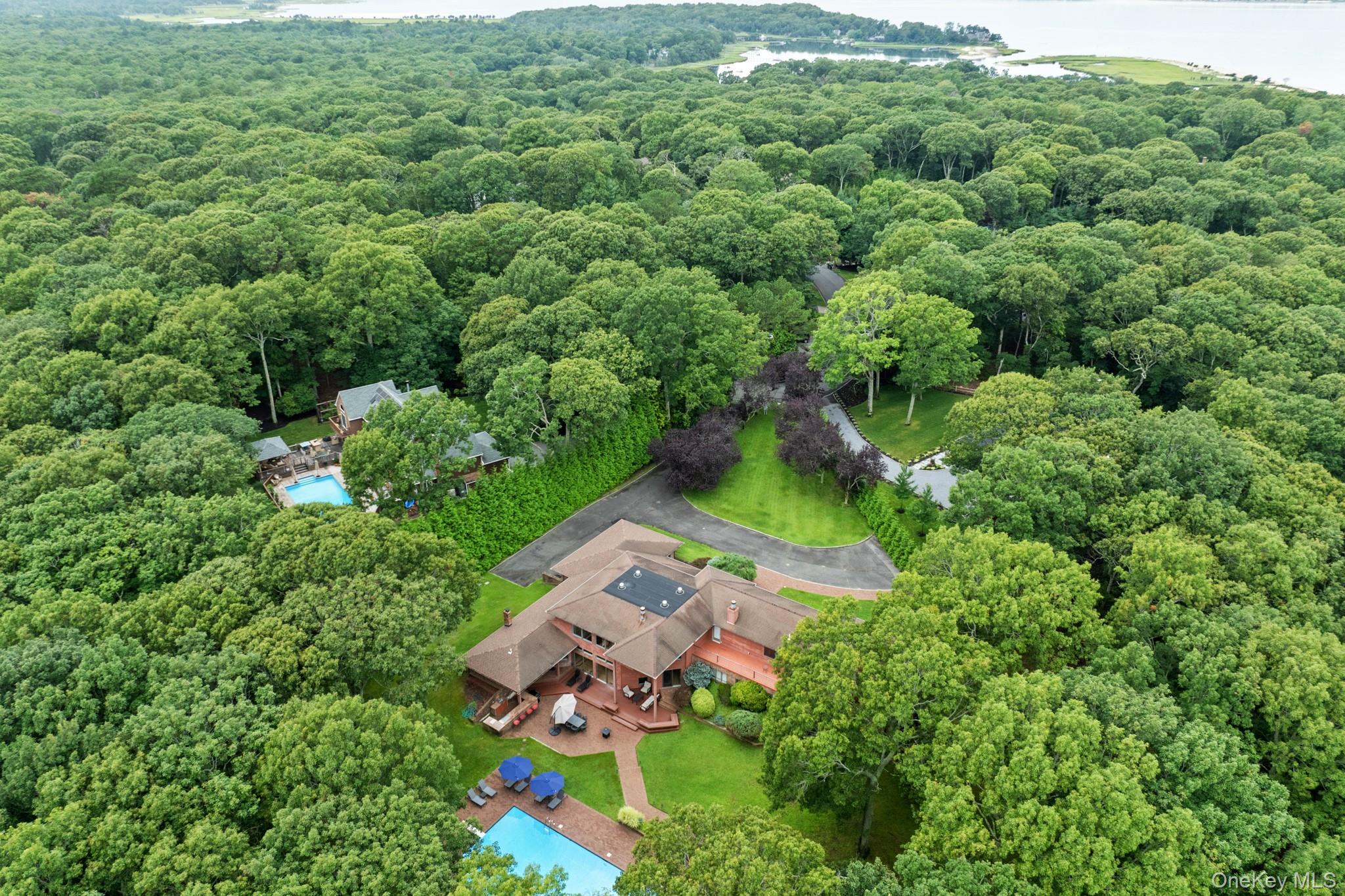 27 Realnautic Court – For Sale photo 3