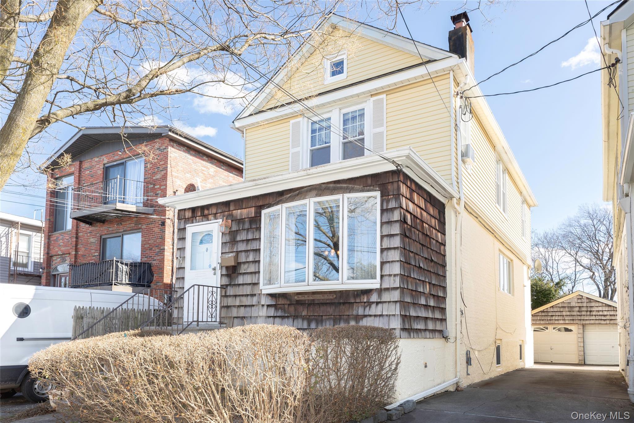 100 Marine Street – For Sale