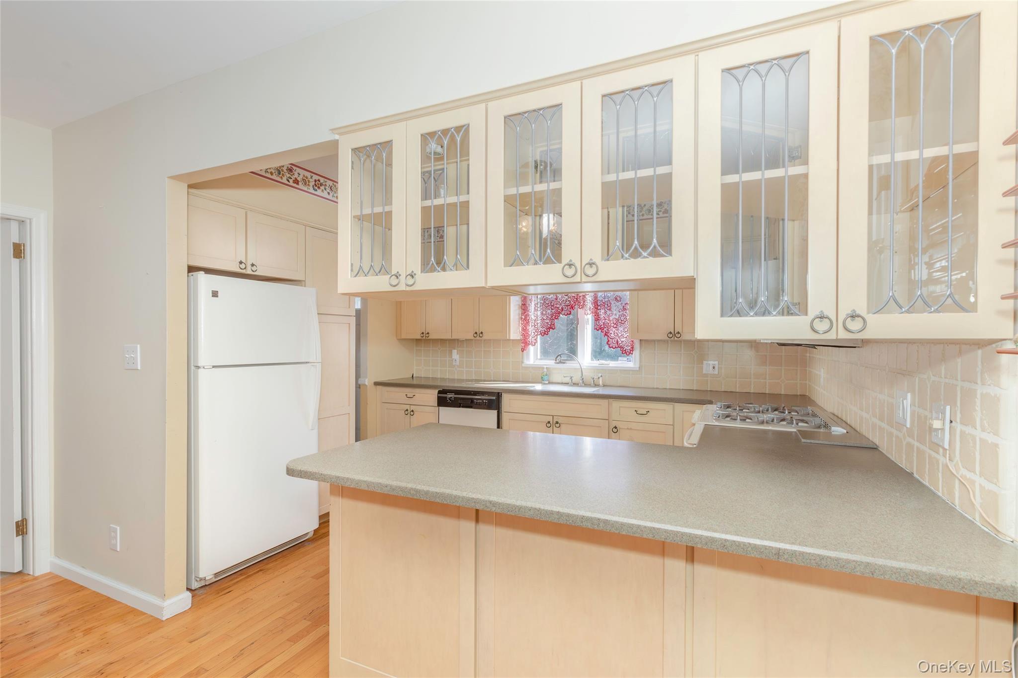 100 Marine Street – For Sale photo 10