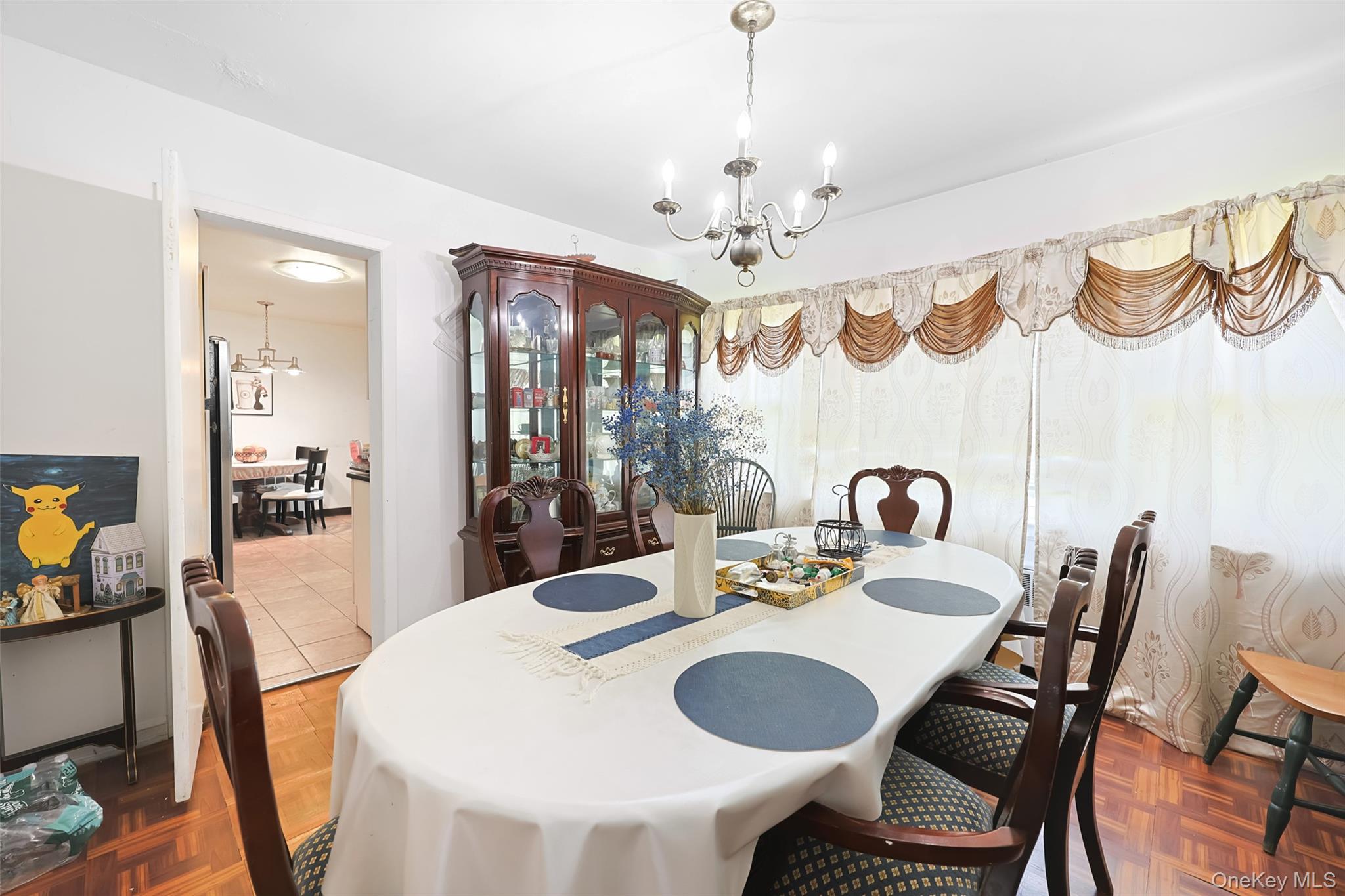 84 Middle Neck Road – For Sale photo 6