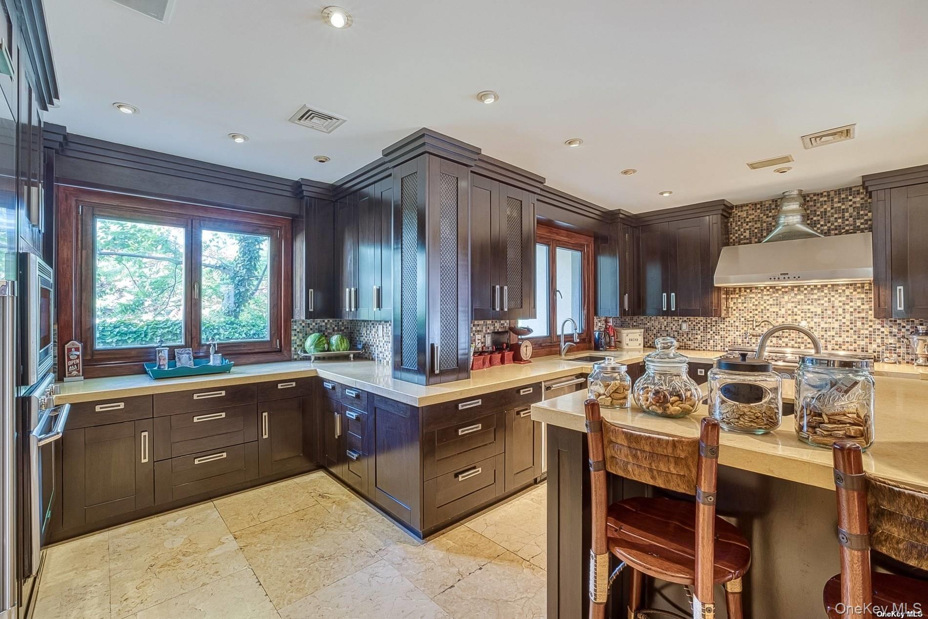 959 S End Road – For Sale photo 9