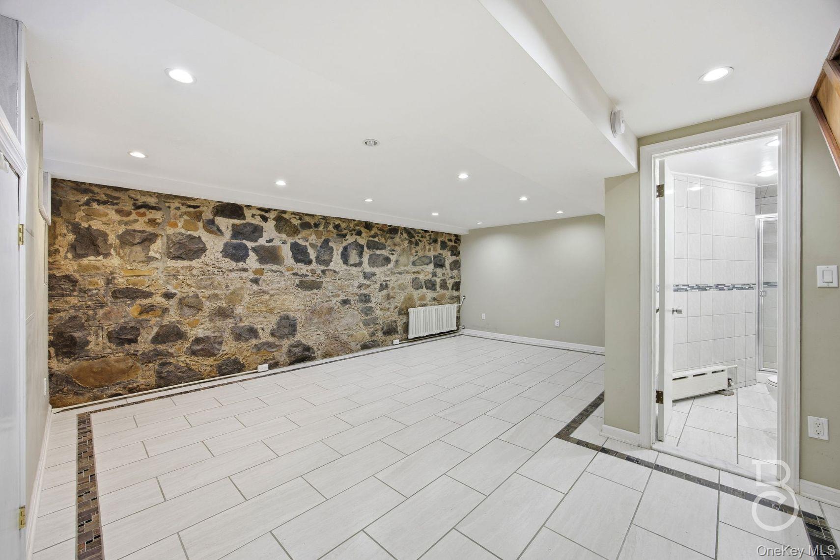31-73 41st Street – For Sale photo 18
